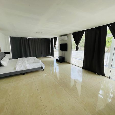 Gorgona Beach House Nueva Gorgona Luaran gambar